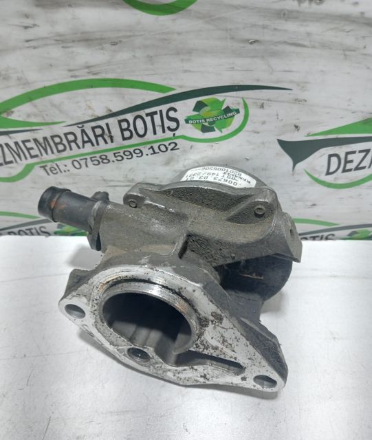 Pompa vacuum mecanica 8201005306 Dacia Logan prima generatie (facelif