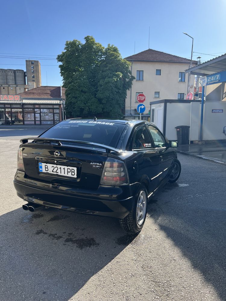 Opel astra g 1.6 16v