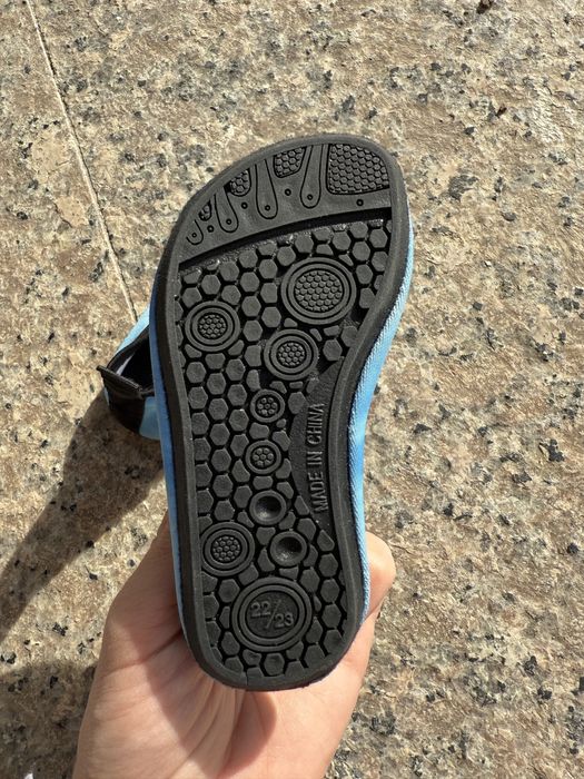 Бебешки обувки за вода