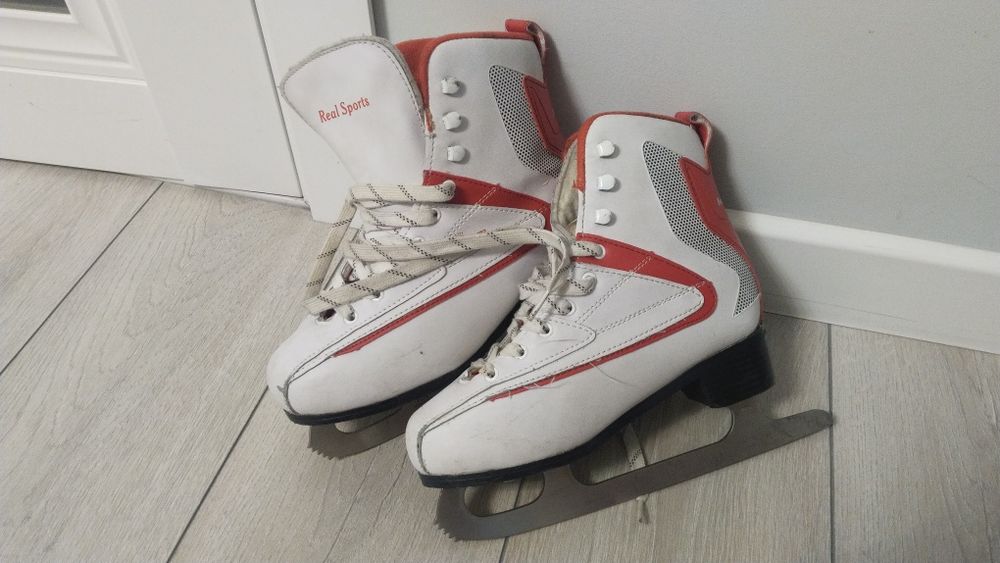 Коньки женские бу размер 37