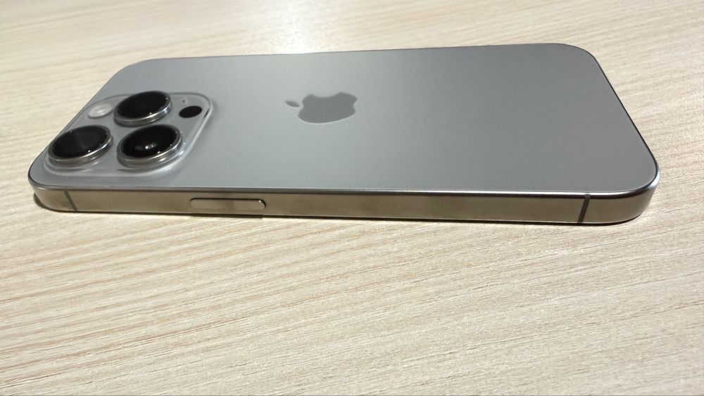 Iphone 15 Pro Natural Titanium
