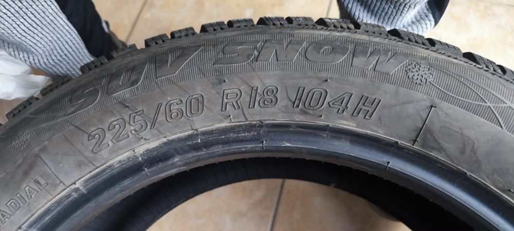 2 бр. Зимни гуми KORMORAN SUV  225/60 R18 104H