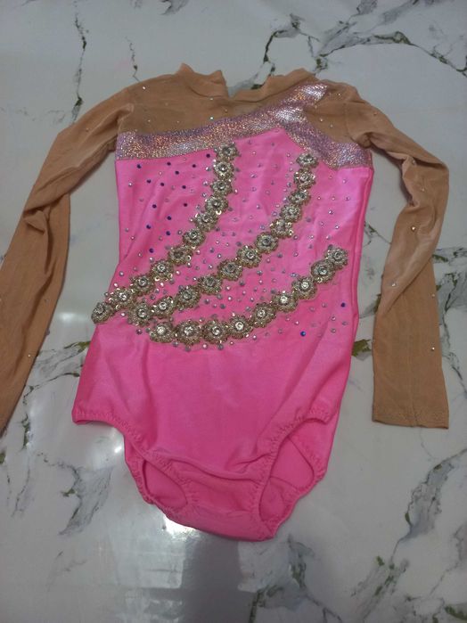 Гимнастический купальник бу