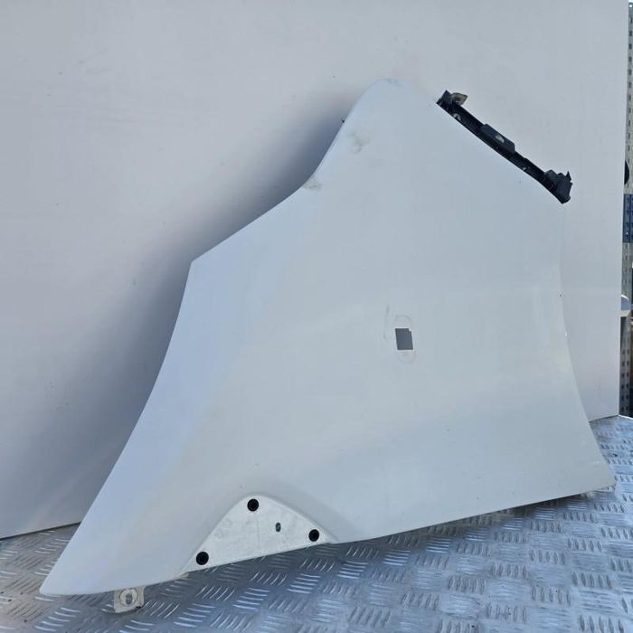 Aripa fata dreapta Renault Trafic 3