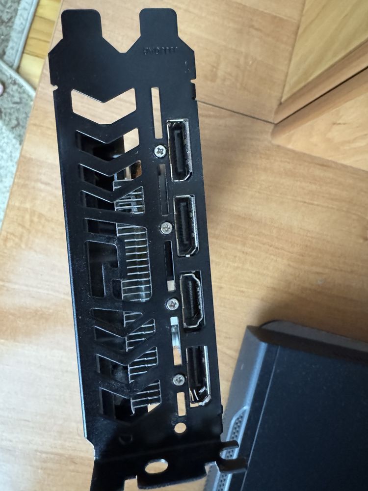Видео карта RX 6600 XT