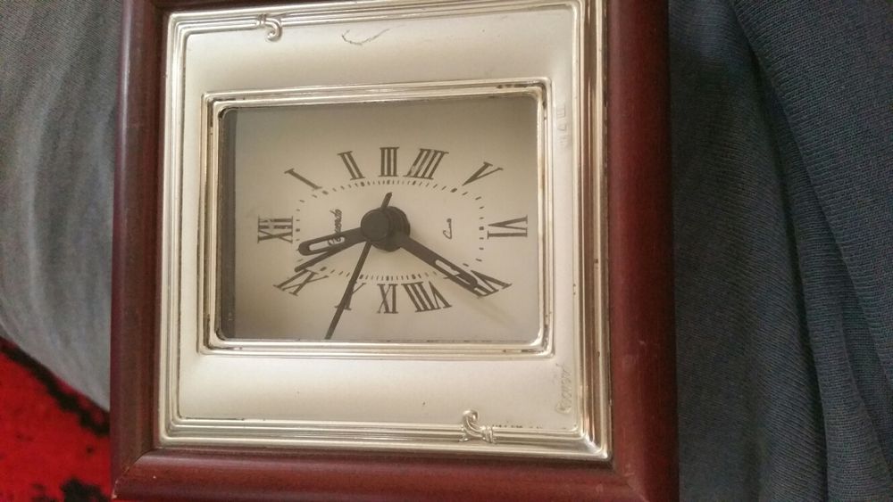 Ceas cu rama din argint