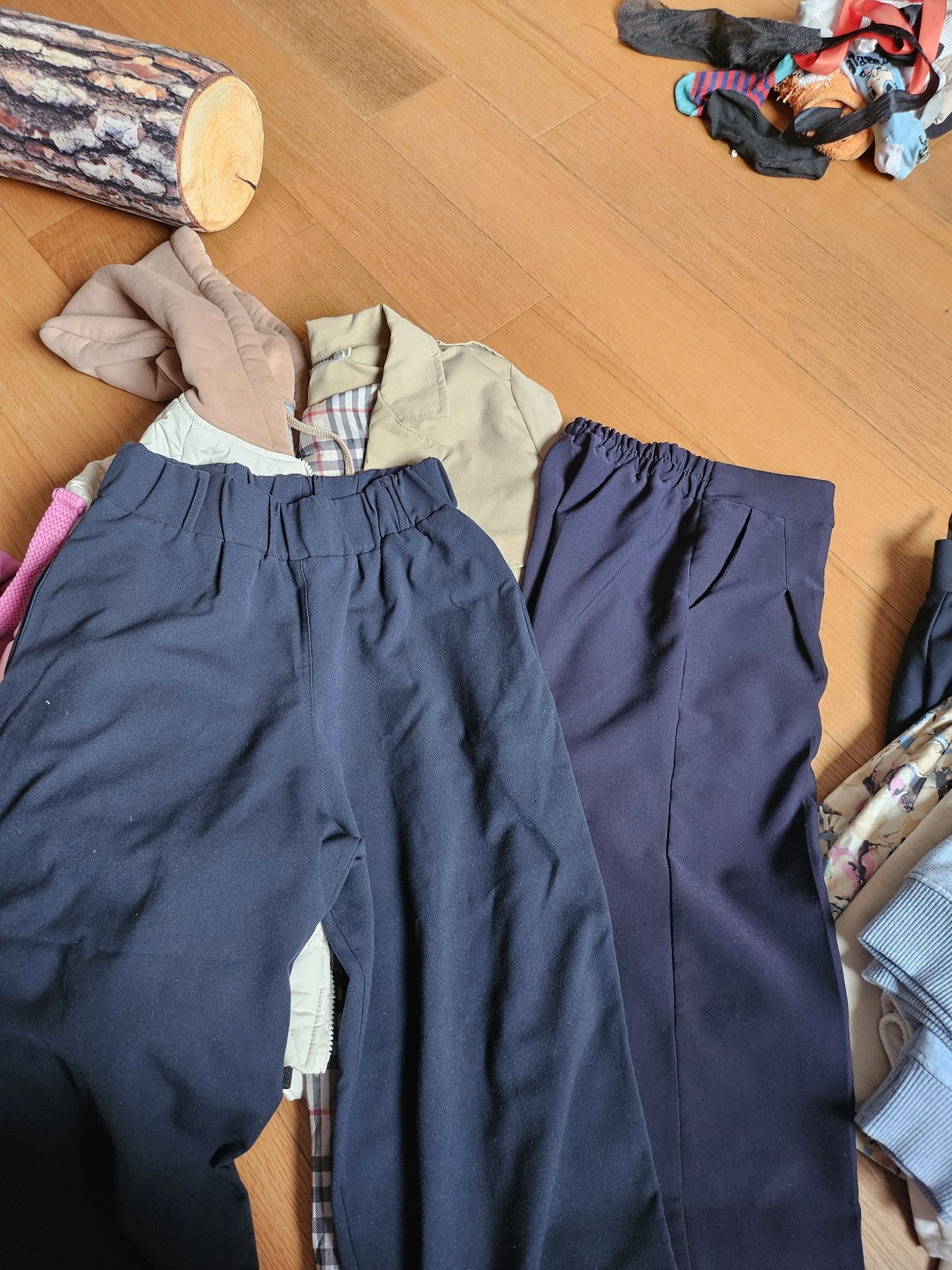 Продам одежду для ребенка- 9- 10 лет
