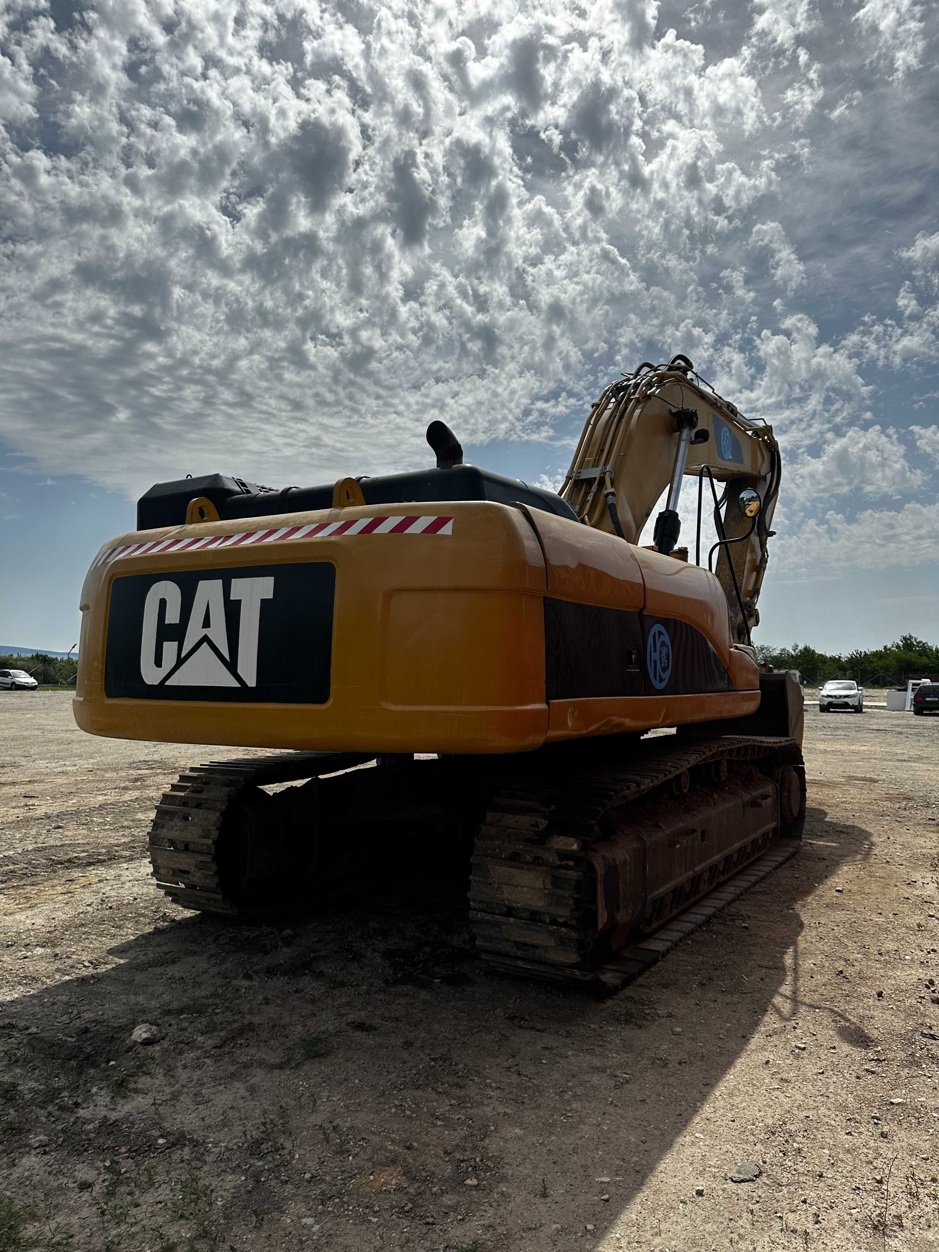 Верижен Багер CATERPILLAR  330DLN