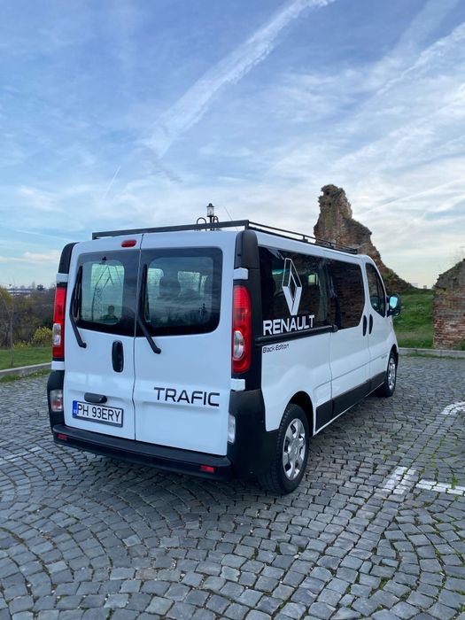 Renault Trafic 9 Locuri 2.0 Diesel