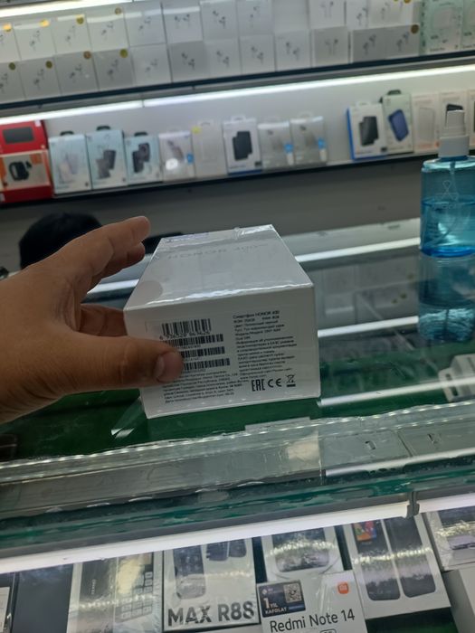 Honor 400 5g upakofka yengi