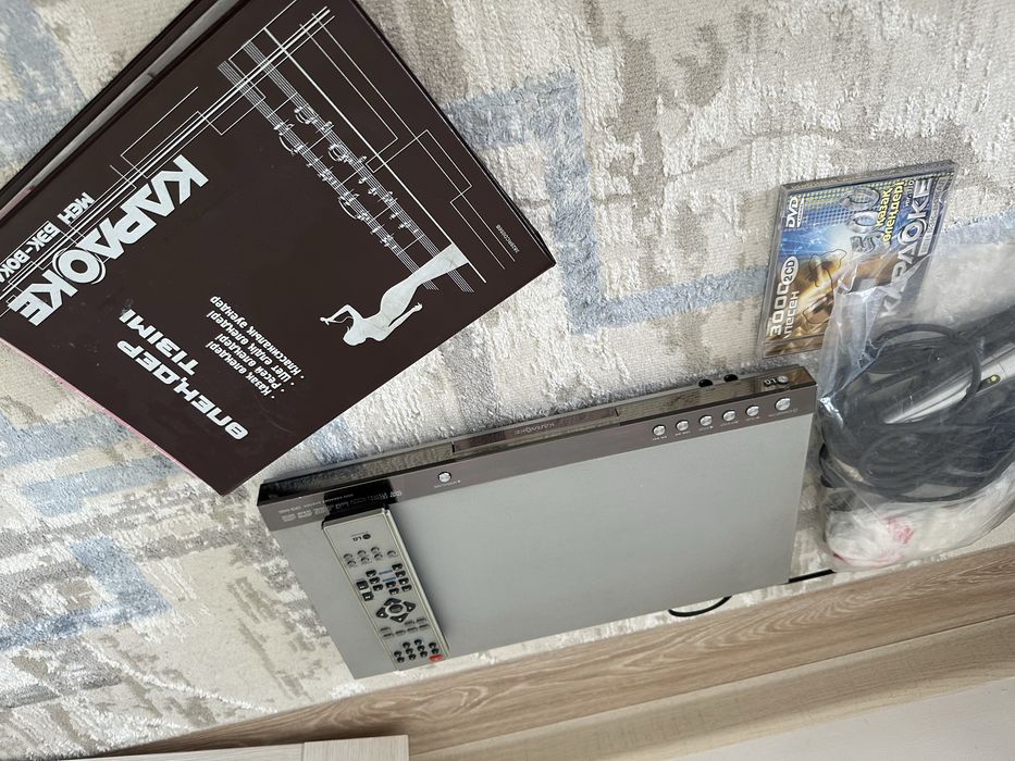 Продам караоке LG