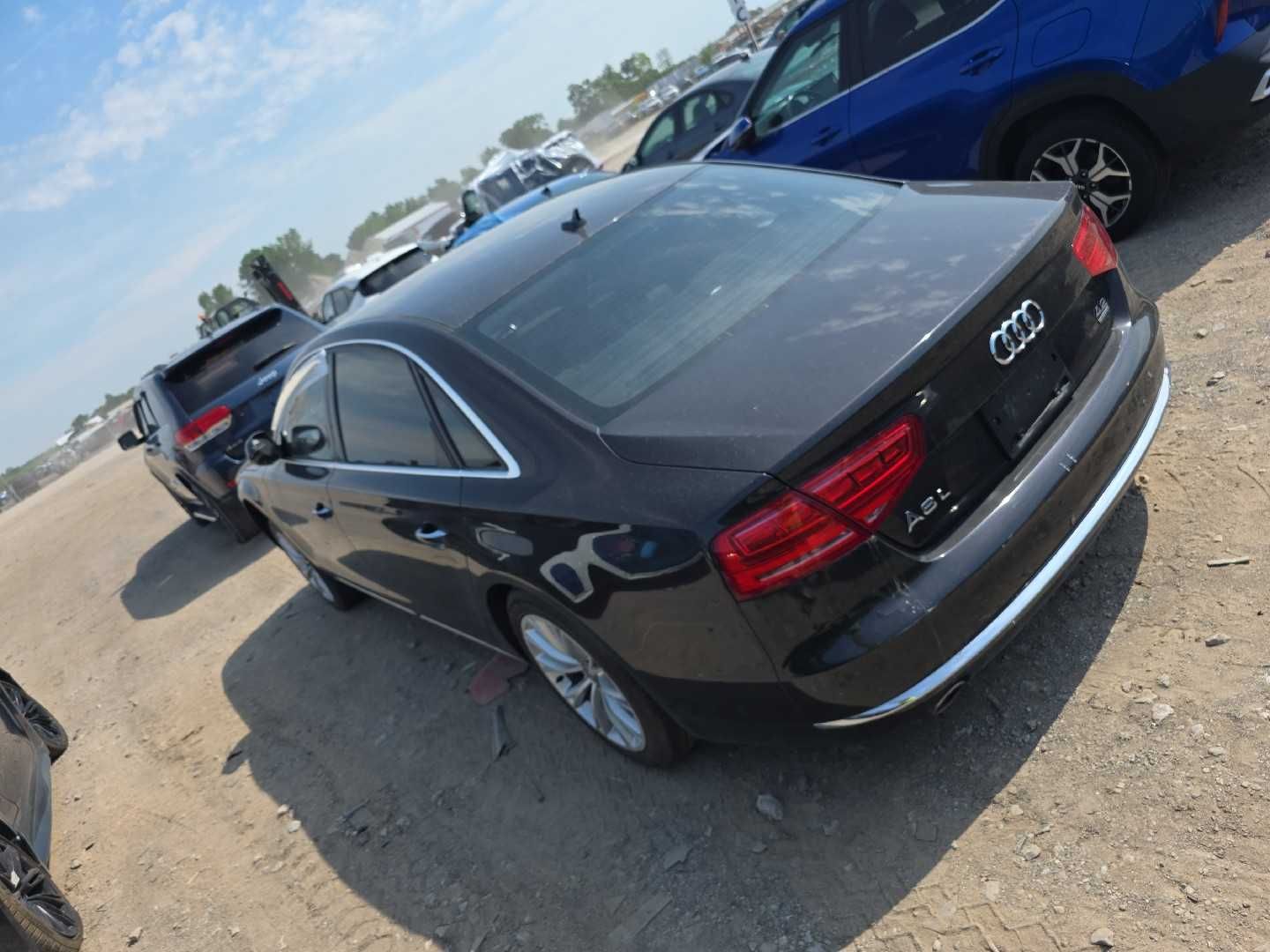 Audi A8L 4.2 TFSI На части