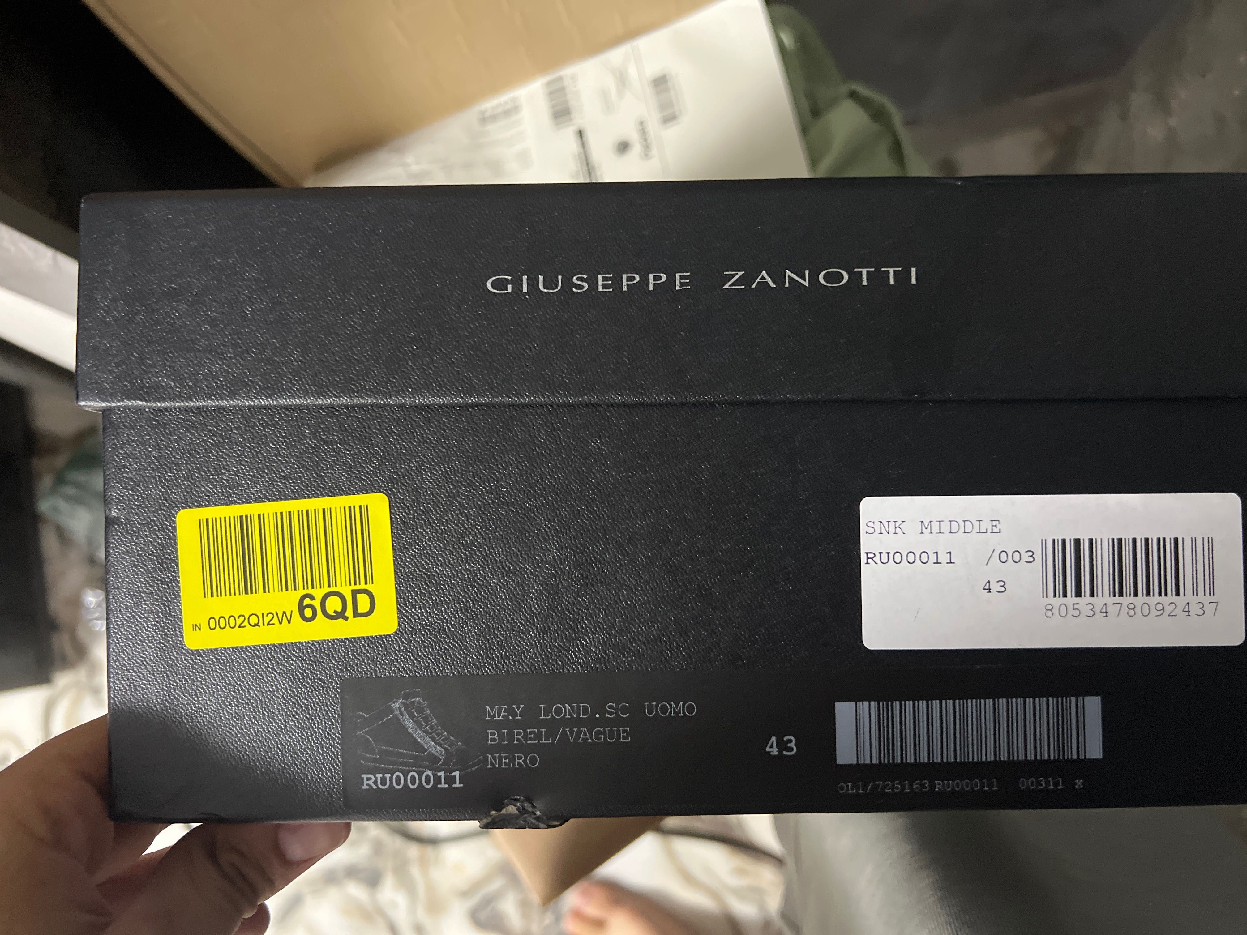 Giuseppe zanotti - URGENT