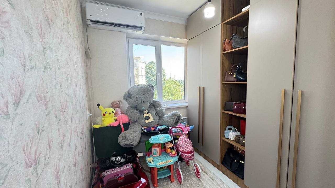 Киргили ФарПИ 2 хонали квартира сотилади.ID: 1158