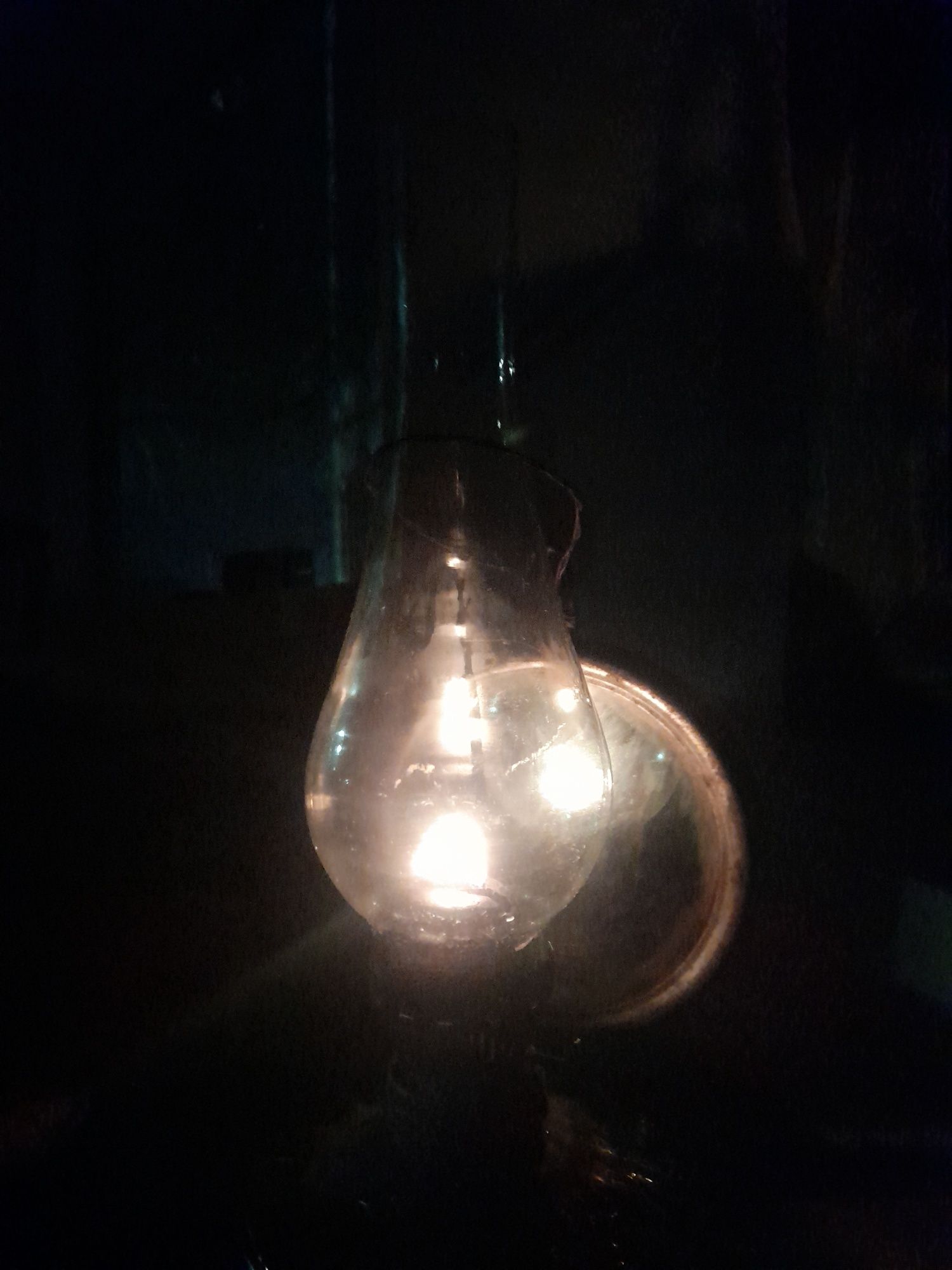 Lampa pe gaz lampant veche