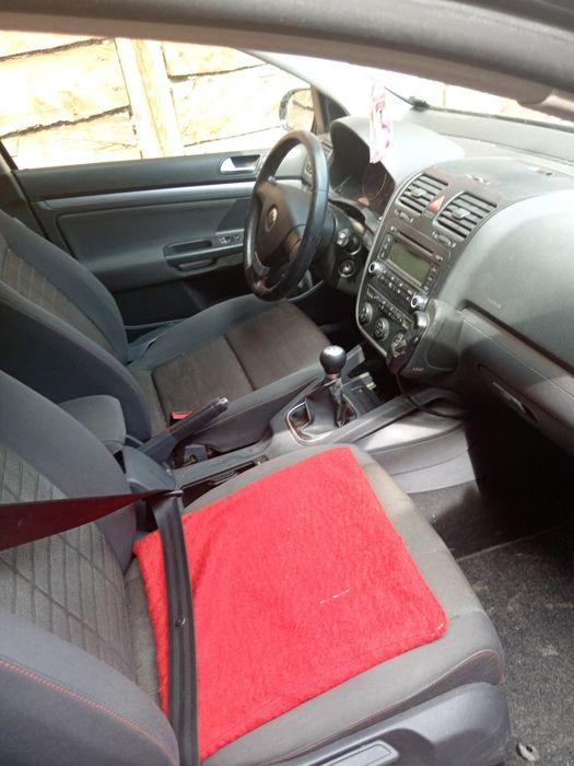 Un an de zile cutie motor