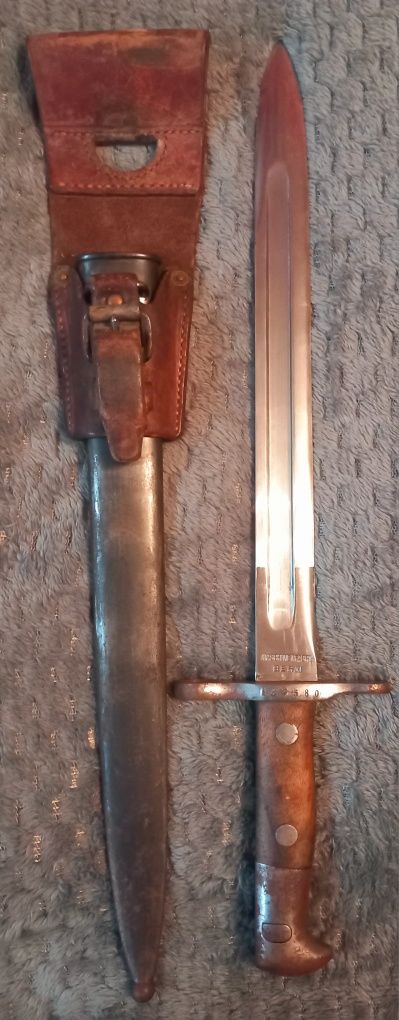 Старинни Швейцарски ножове-щикове,ловджийски и други