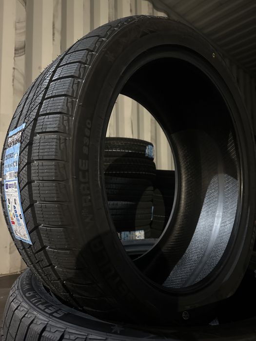 Нови Зимни Гуми ROTALLA SETULA W RACE S360 325/35R22 114H XL НОВ DOT