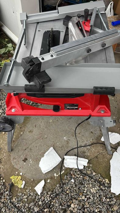 Einhell masa circular  saw TE-CC 250 UF