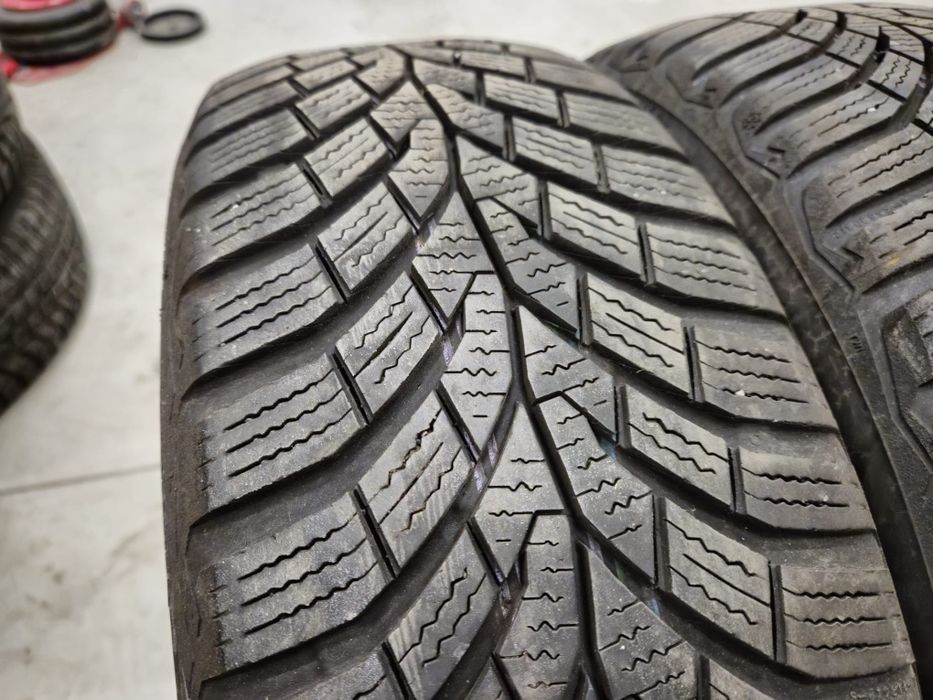 2 anvelope iarna Continental 185 60 15 aproape noi