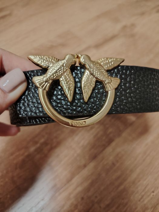 Нови дамски портмонета и колани