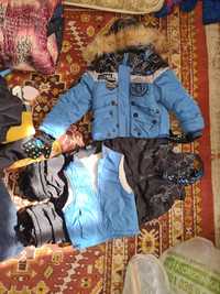 Детская куртка на возр 3-4 годика