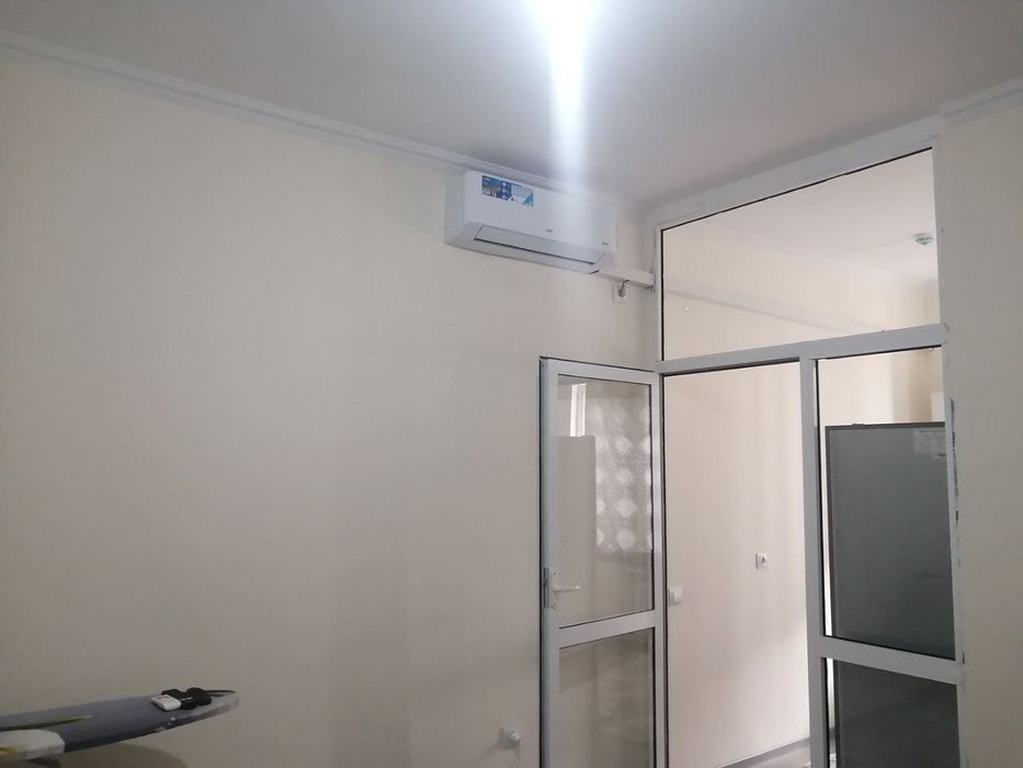 Qorasuvdagi uy sotiladi