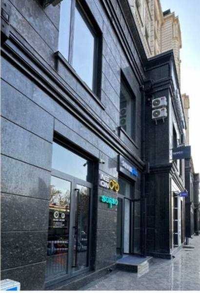 Продается нежилое помещение с арендаторами — ЖК «Мухташам», 149 м²