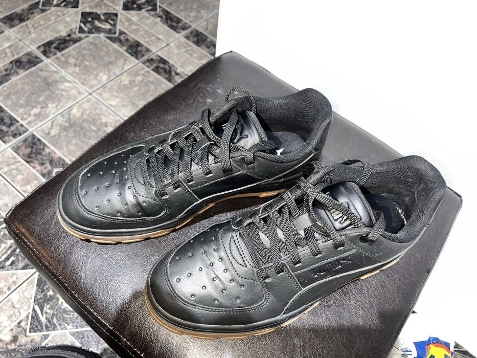 Adidasi piele Puma