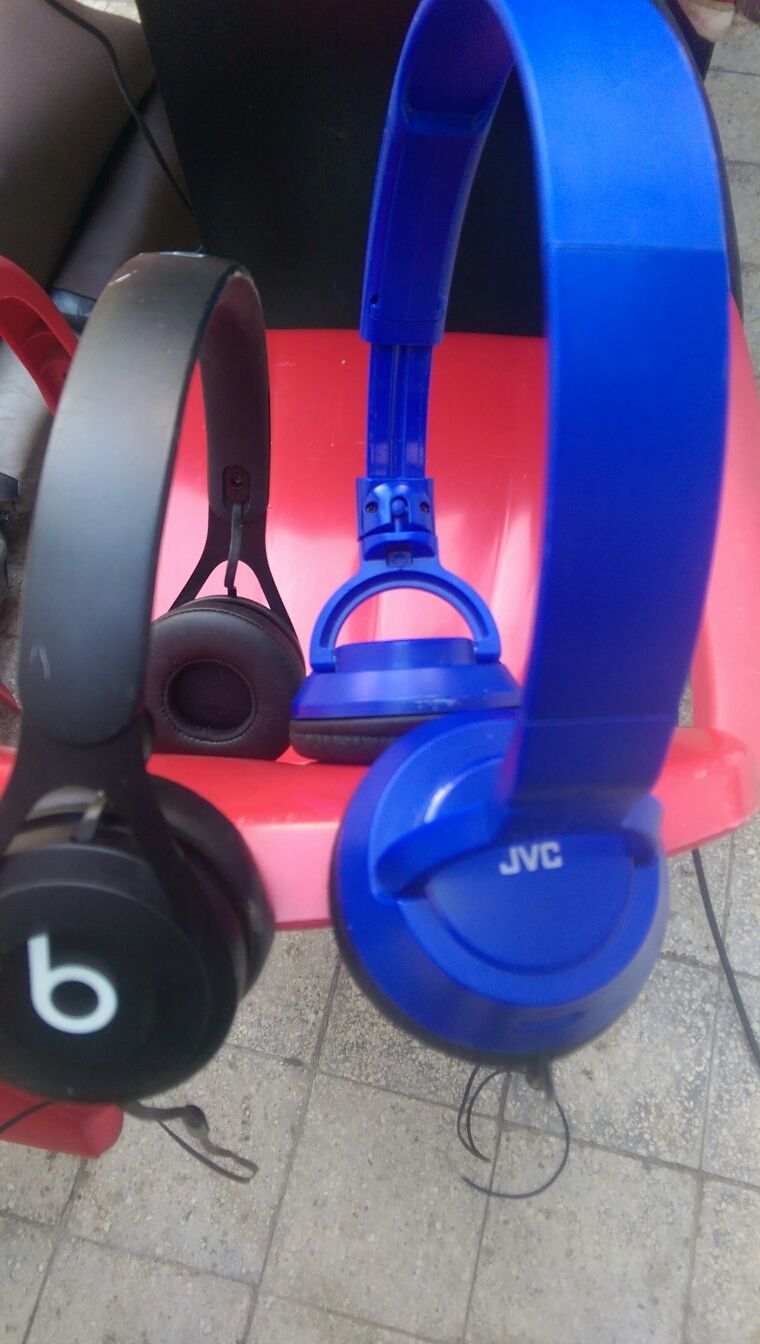 Casti Audio Beats si JVC sunet calitativ,pret ambele