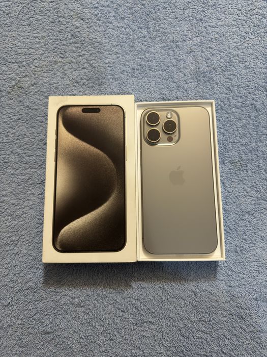 iPhone 15 Pro Max 256GB Natural Titanium