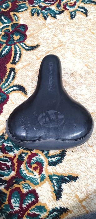 Рабочий Сидения.