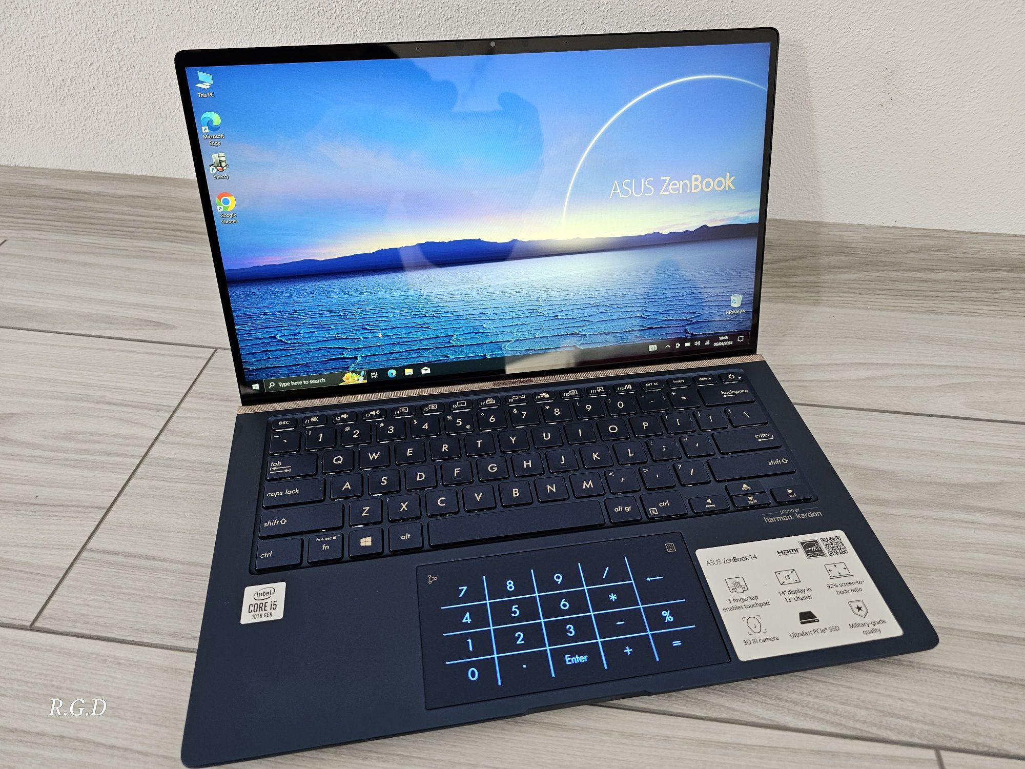 Asus Zenbook 14, Touch screen, a 10-a gen.