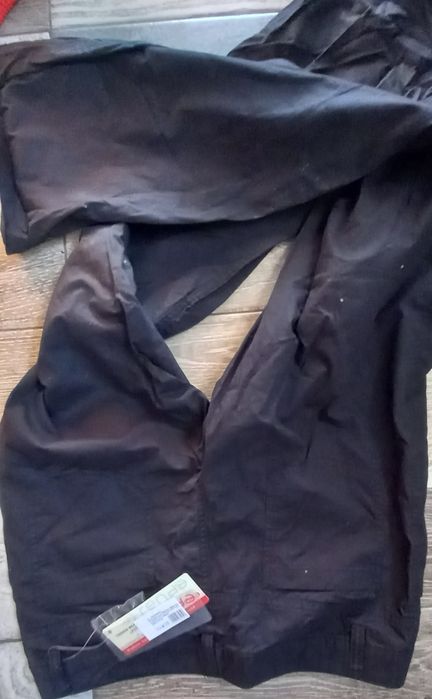Pantaloni bărbat noi