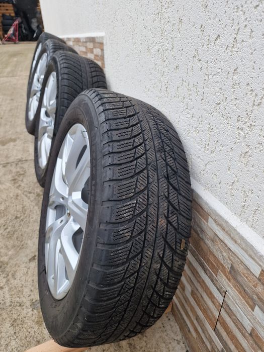 Jante 17 BMW X1 F48, X2 F39 cu anvelope iarnă Bridgestone Blizzak