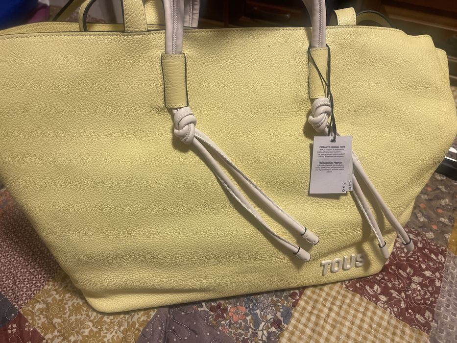 Естествена кожа чанти TOUS