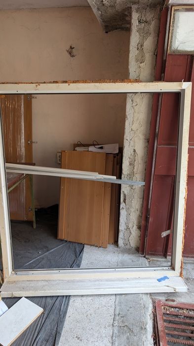 Продавам PVC дограма