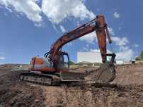 Excavator kobelco 22 tone , Lama buldozer , cupa 1,2 mc , motor isuzu