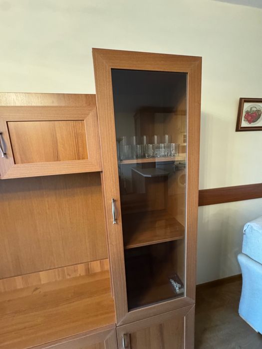 Нов гардероб, дървен