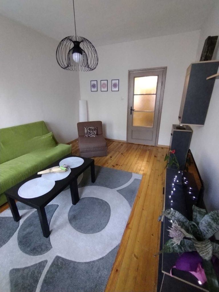Дава се под наем Тристаен апартамент в София, Център - 63 кв.м за 650 € - Снимка #12