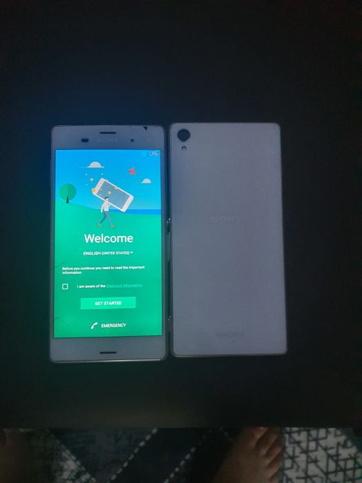 Sony Xperia Z3 – Premium, impecabil + unul pentru piese