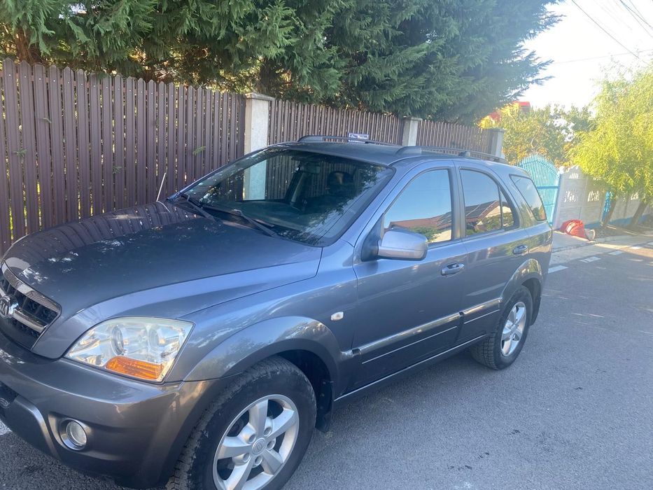 Vând Kia sorento