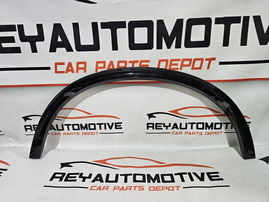 Bandou aripa stanga spate Volvo XC90 XC 90 R Design cod 31378164