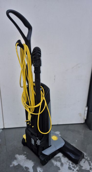 Aspirator vertical Karcher CV 48-2