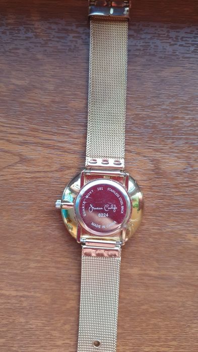 Ceas de mana, Jessica Carlyle
Jessica Carlyle
Jessica Carlyle