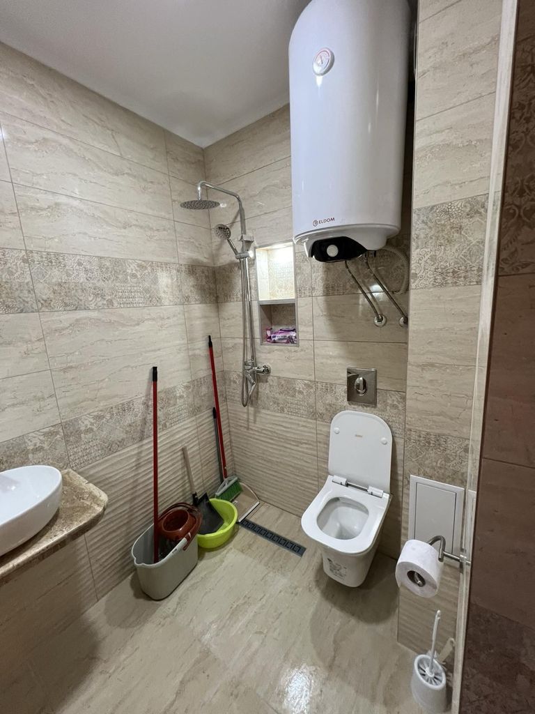 Дава се под наем Двустаен апартамент в Аксаково - 52 кв.м за 433.5 € - Снимка #6