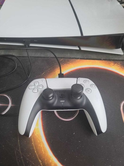 PS5 Slim Digital Edition (EU) в идеальном состоянии