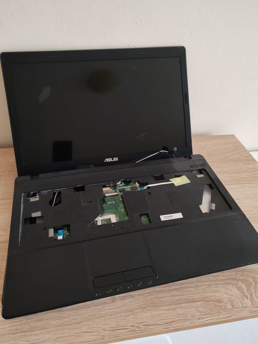 Лаптоп ASUS за части