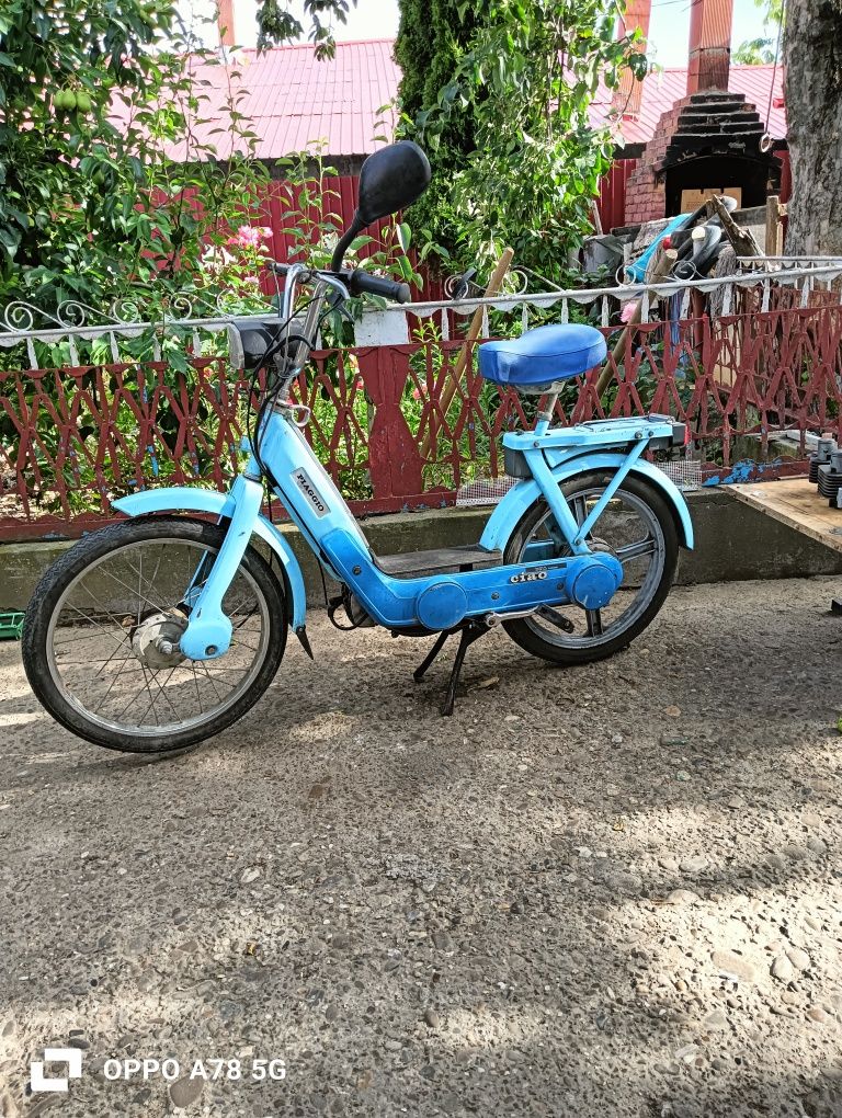 Vând moped piagio ciao