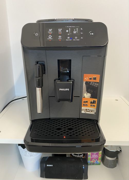 Espressor automat Philips 800 Series (EP0824) - ca nou